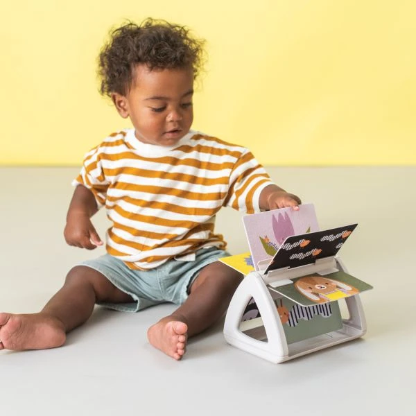 Taf Toys Tummy Time Spinning Babyboekje 2 Taf Toys Tummy Time Spinning Babyboekje - Afbeelding 2