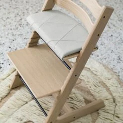Stokke® Tripp Trapp® Junior Kussen Nordic Grey -Winkel Voor Babyproducten stokke tripp trapp classic kussen nordic grey 2 1a45